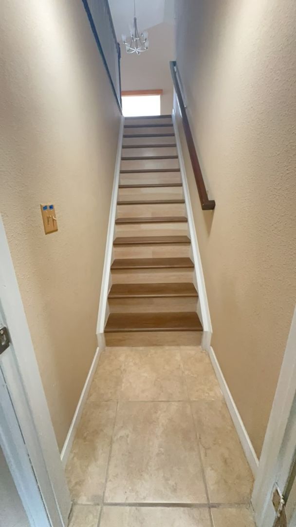 Building Photo - Spacious Antelope Meadows 5BD Home in Nort...