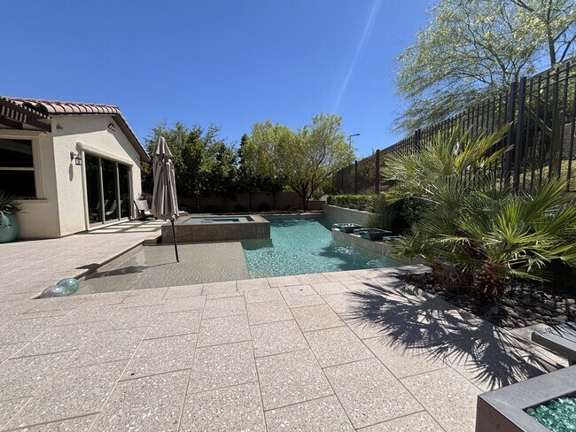 Building Photo - 81 Navarra Canyon Ct