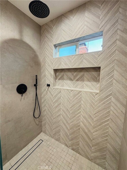 Building Photo - 22539 Dolorosa St