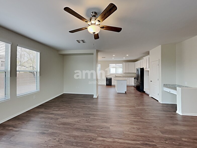 Building Photo - 15723 S Camino Muesa