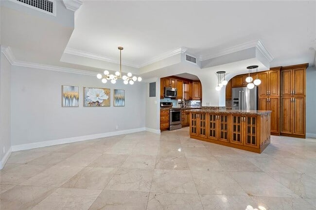 Building Photo - 1000 S Ocean Blvd