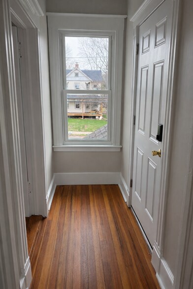 Building Photo - 49 Belden St