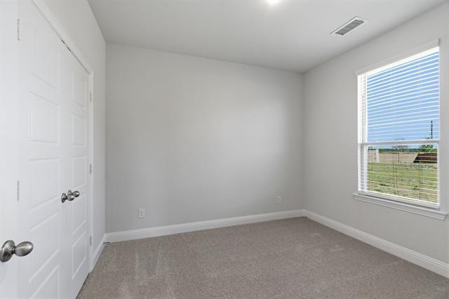 Building Photo - 2020 Beeflower St