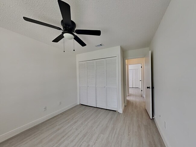 Building Photo - 13838 Ginger Creek Blvd