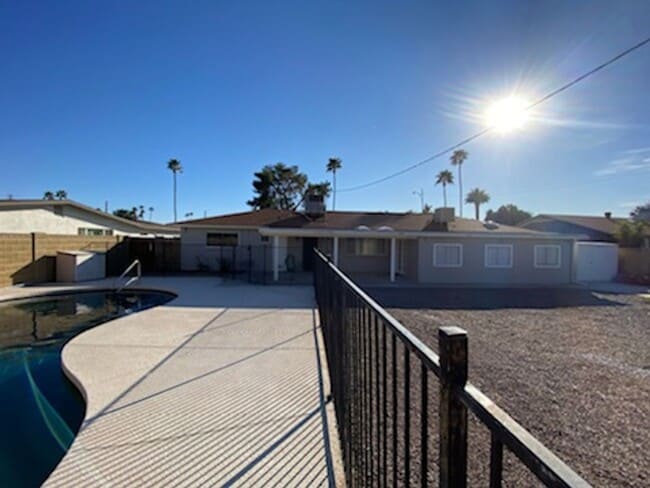 Building Photo - 3bed/2bath with pool in Scottsdale Highlands!