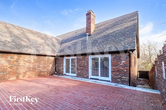 Building Photo - 1301 Westminster Dr