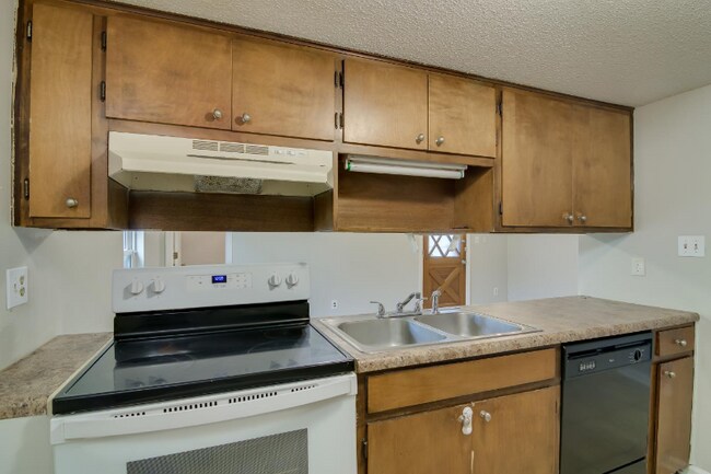 Building Photo - 2416 Winston Way