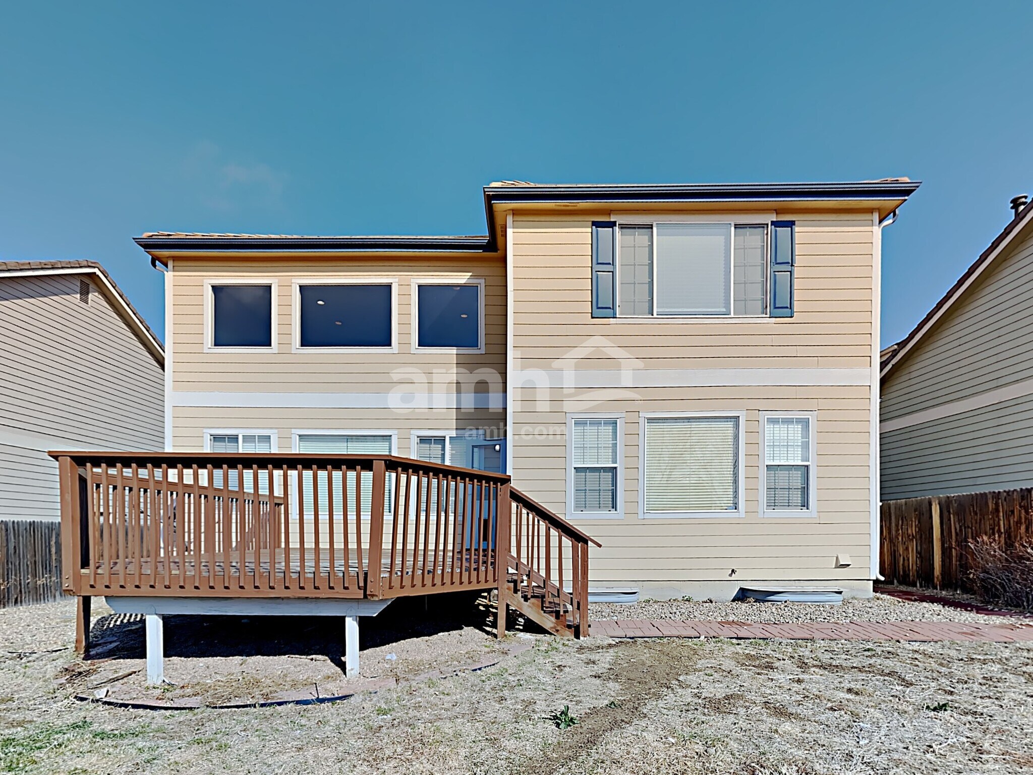 Building Photo - 18942 E Vassar Dr