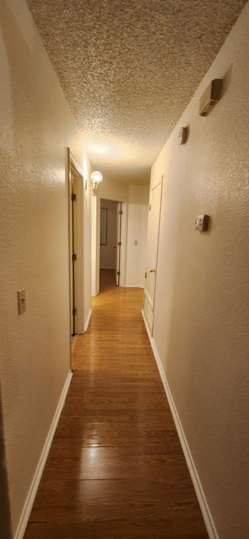 Building Photo - Beautifully Renovated 3 Bedroom- Rita Ranc...