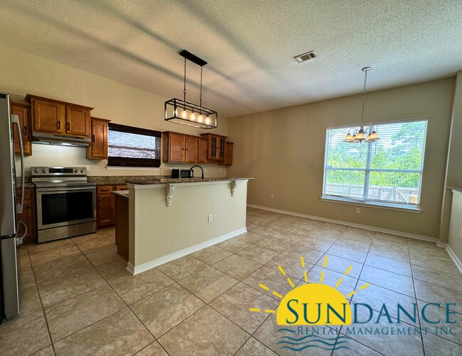 Building Photo - Spacious 4-Bedroom Home on a Quiet Cul-de-Sac!