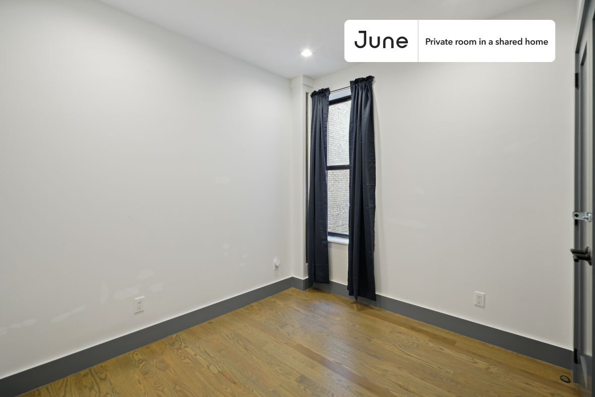 Building Photo - Room in Shared 4 bed/2 bath home