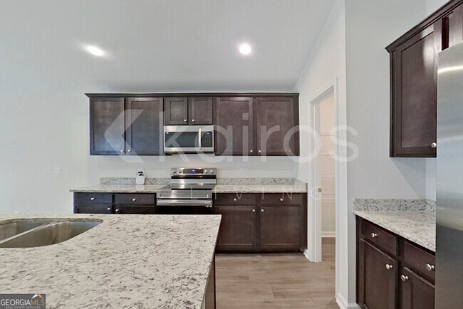 Building Photo - 103 St Phillip Wy