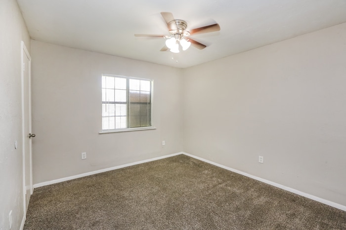 Building Photo - 125 James Garfield Cir