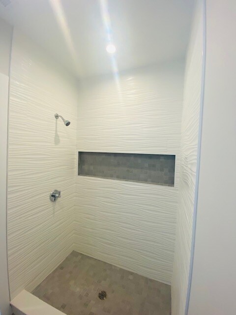 Building Photo - 2 W 3rd Street Pl