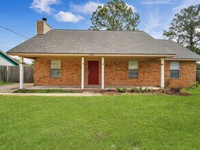 Building Photo - 1308 Tower Dr