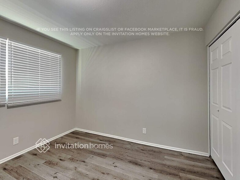 Building Photo - 12639 N 30th Ave