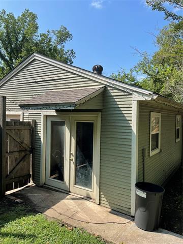 Building Photo - 2217 Madera St