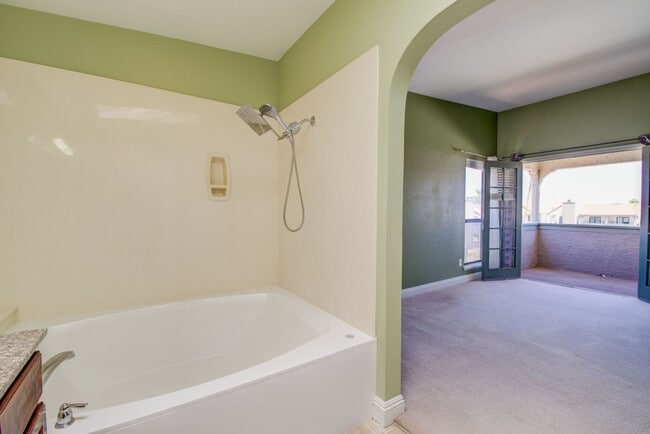 Building Photo - Status: Accepting Applications