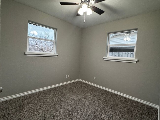 Building Photo - 110 K St