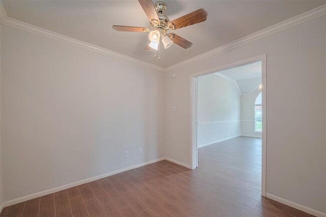 Building Photo - 11106 Fairway Dr