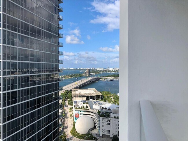 Building Photo - 1040 Biscayne Blvd