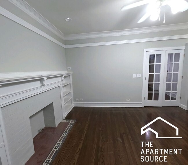 Building Photo - 810 W Cuyler Ave