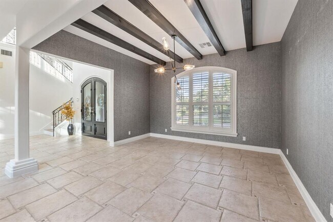 Building Photo - 7228 Oak Shores Dr