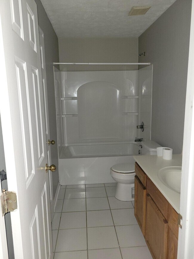 Building Photo - 201 Joey Way