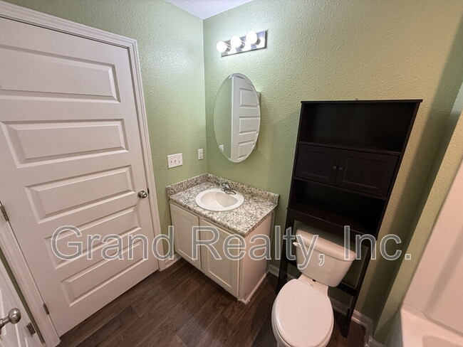 Building Photo - 5638 Tristan Ct