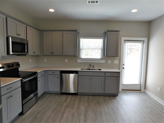 Building Photo - Home for rent in Brookwood, AL.... Available to View Now!!!