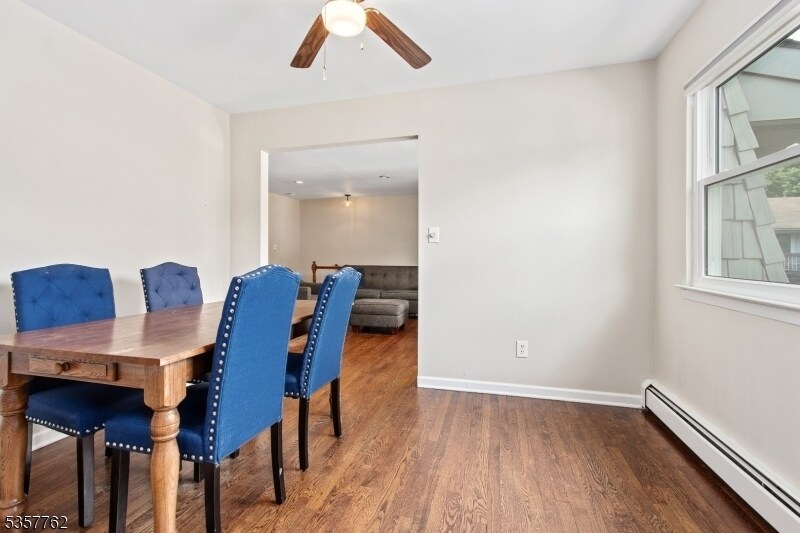 Dining - 34 Deanna Dr