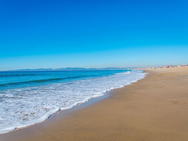 Building Photo - 1720 Ardmore Ave