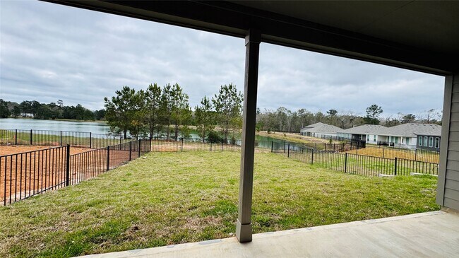 Building Photo - 16052 Tallis Dr