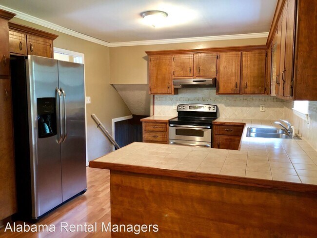 Building Photo - 3 br, 2 bath House - 985 Ryecroft Road