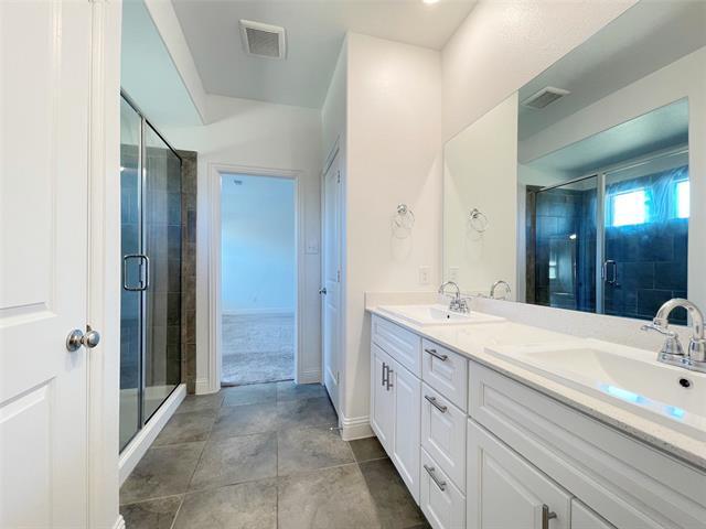 Building Photo - 425 Camille Crossing