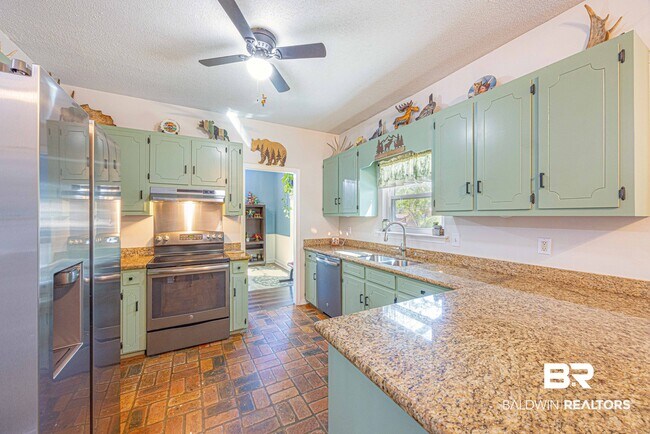 Building Photo - 118 Donna Cir