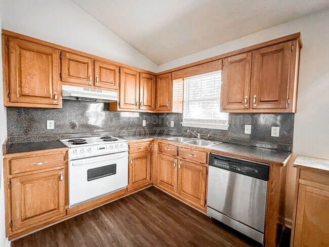 Building Photo - 5815 Quail Trail