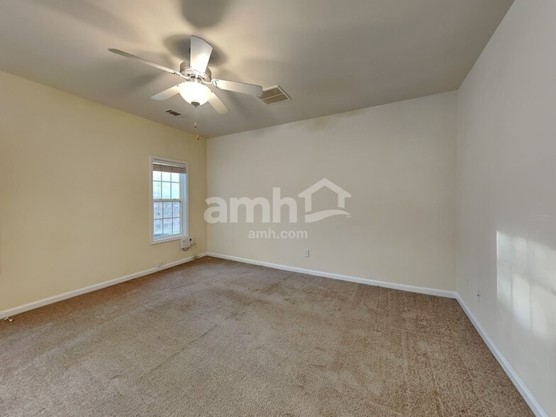 Building Photo - 3198 Cedar Glade Ln
