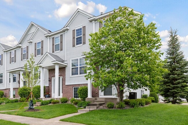 Building Photo - 15130 Fanning Dr N