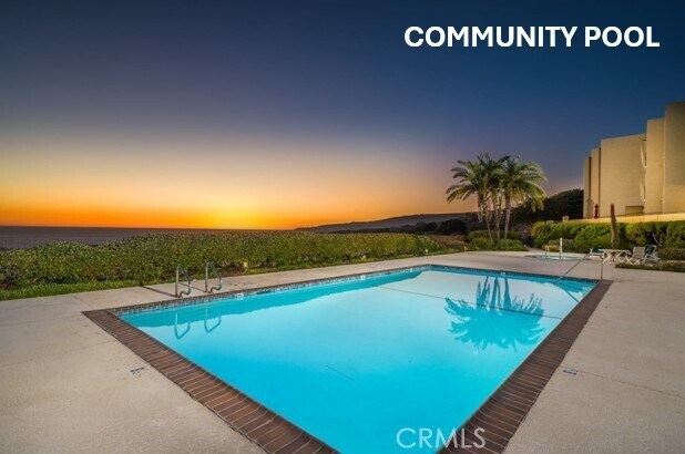 Building Photo - 3200 La Rotonda Dr