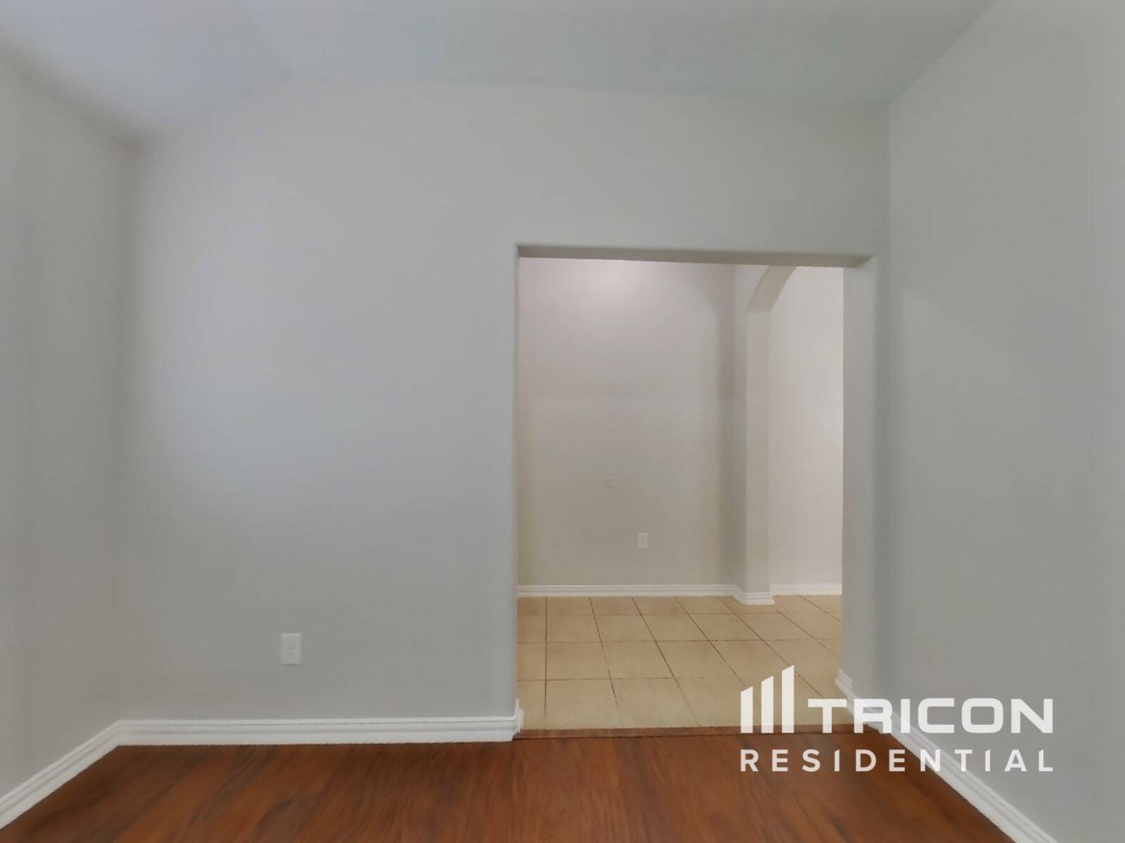 Building Photo - 10818 Harston Dr