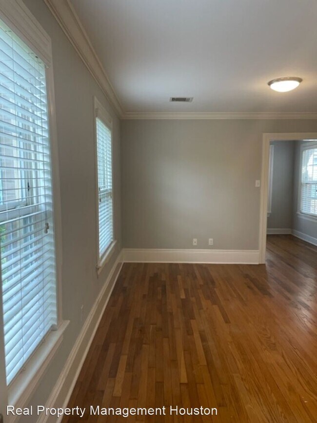 Building Photo - 1 br, 1 bath House - 2302 Blodgett Street #3
