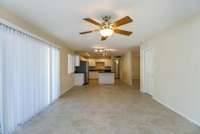 Building Photo - 7421 E Belleview St
