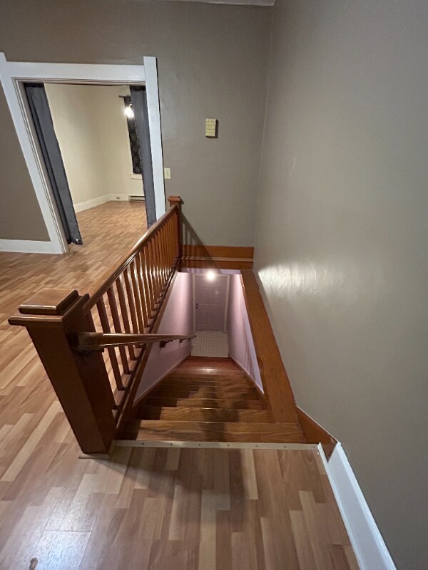 Building Photo - 125 E Main St