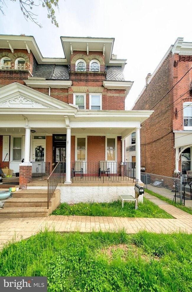 Building Photo - 112 Haws Ave
