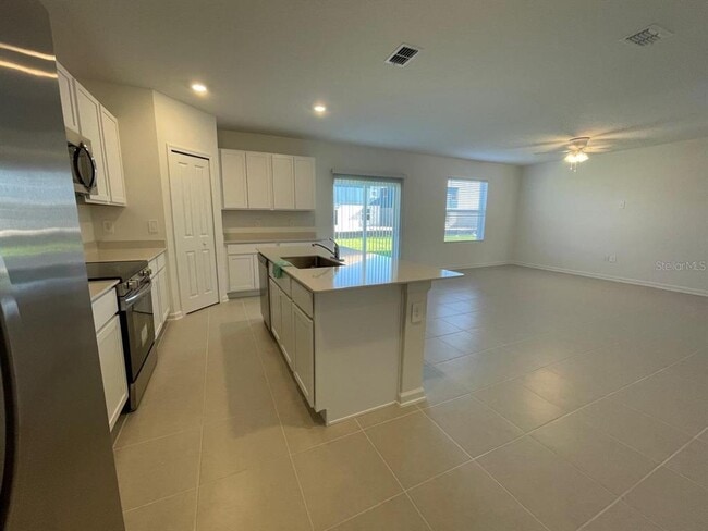 Building Photo - 3539 Kimbrough Dr