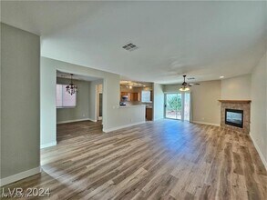 Building Photo - 8961 Veneroso St