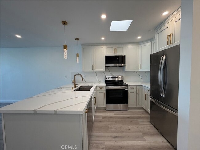 Building Photo - 6150 E Bayshore Walk