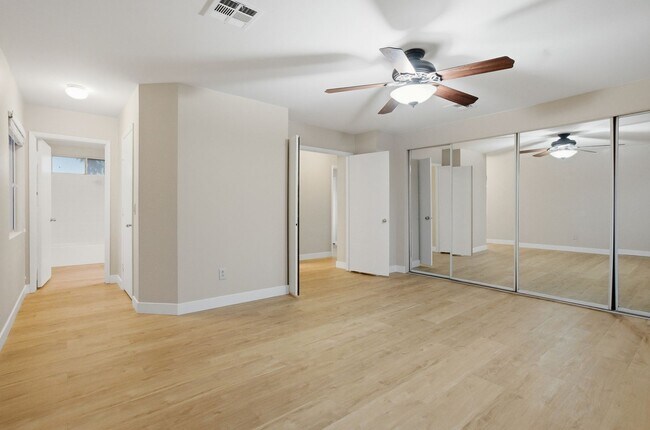 Building Photo - Beautiful 4 Bedroom Home with a Pool in Whitney Ranch!