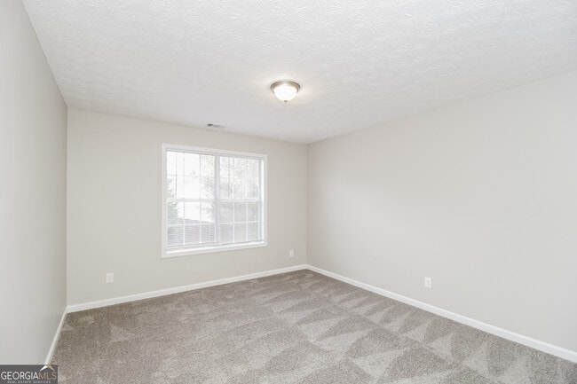 Building Photo - 2146 Silva Ct